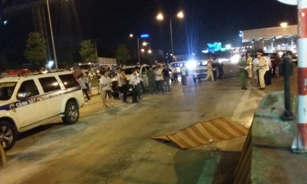 CSGT bị ô tô tải tông chết ngay trạm thu phí cầu Đồng Nai